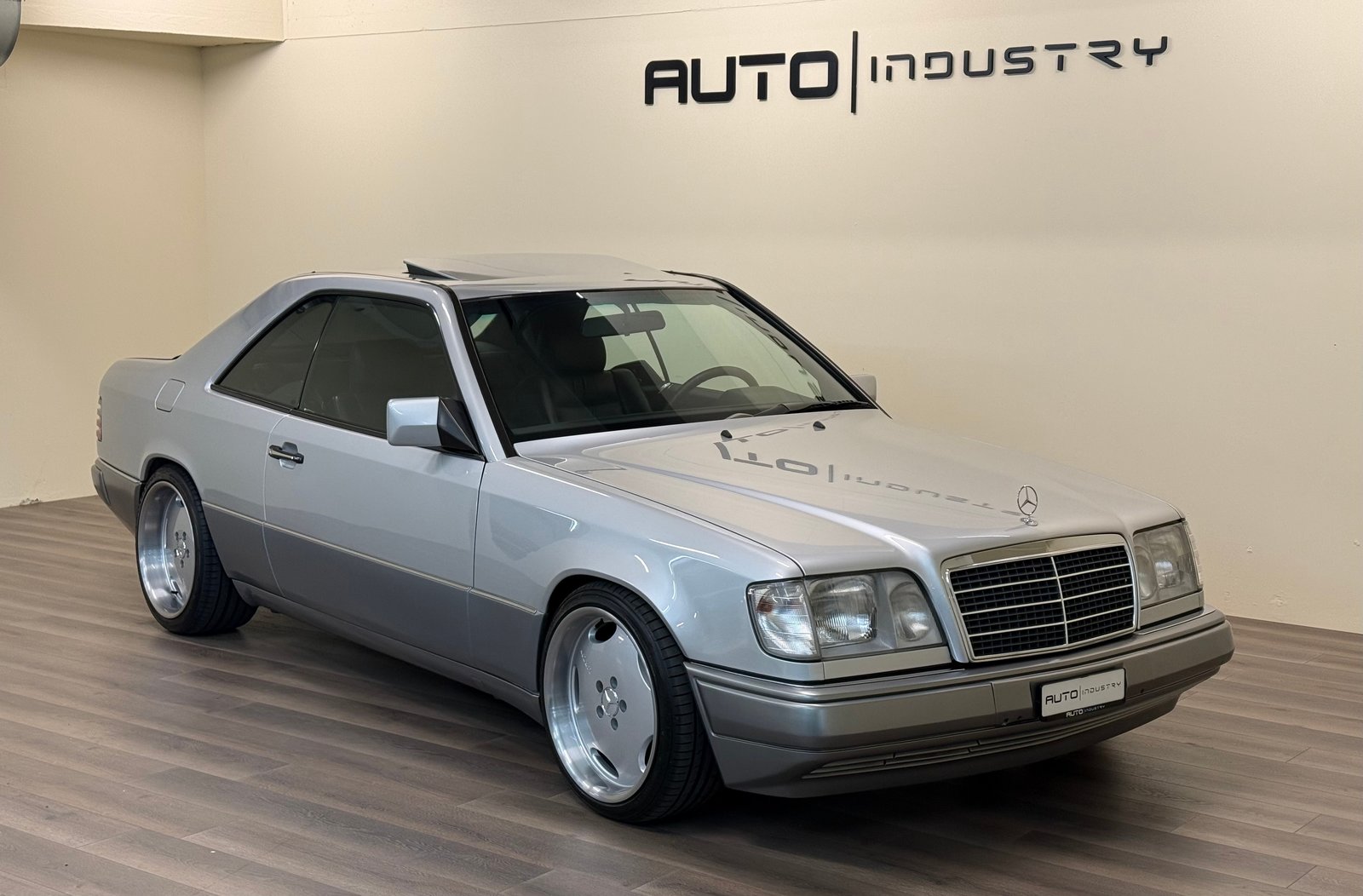 MERCEDES-BENZ 300 CE, Benzin, Occasion / Gebraucht, Automatik - 5