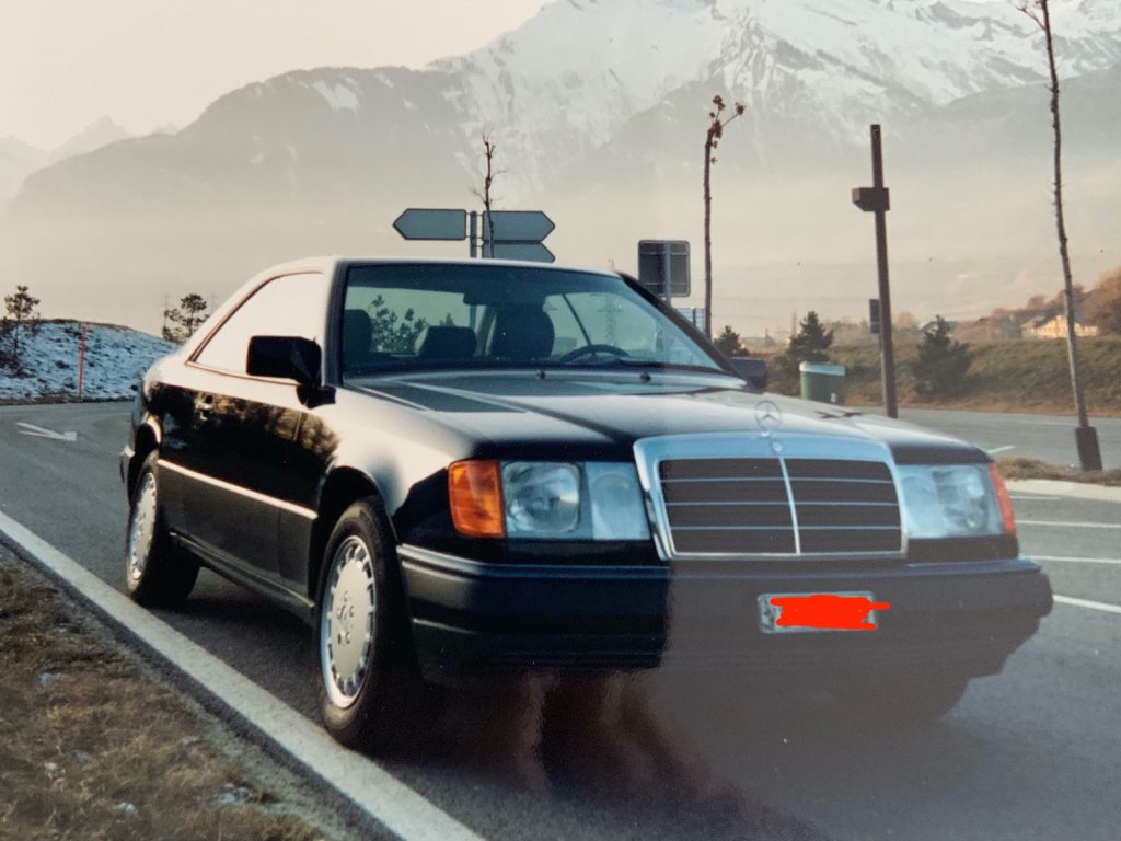 MERCEDES-BENZ 300 CE-24 Coupé, Essence, Voiture de collection, Automatique - 4