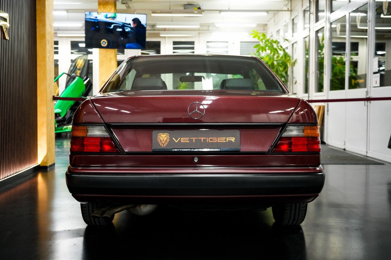 MERCEDES-BENZ 300 CE, Benzin, Occasion / Gebraucht, Automat - 5