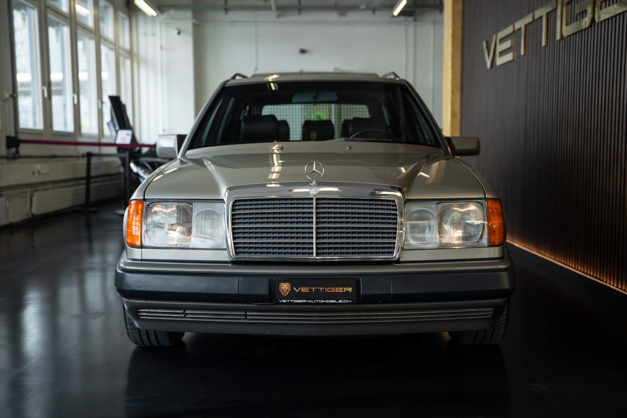 MERCEDES-BENZ 300 TE-24, Benzin, Occasion / Gebraucht, Handschaltung - 2