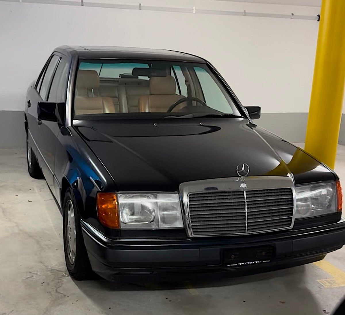MERCEDES-BENZ 300 E-24