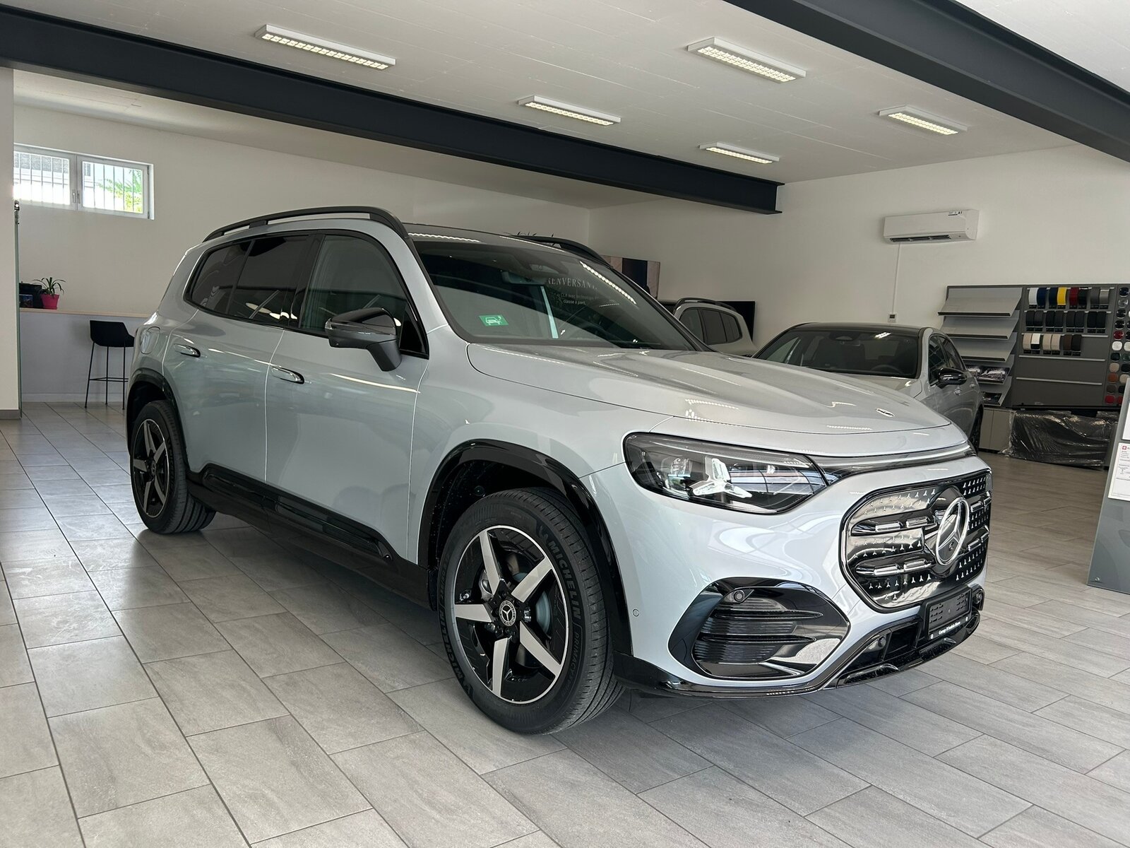 MERCEDES-BENZ GLB 350 EQ 4Matic AMG Line