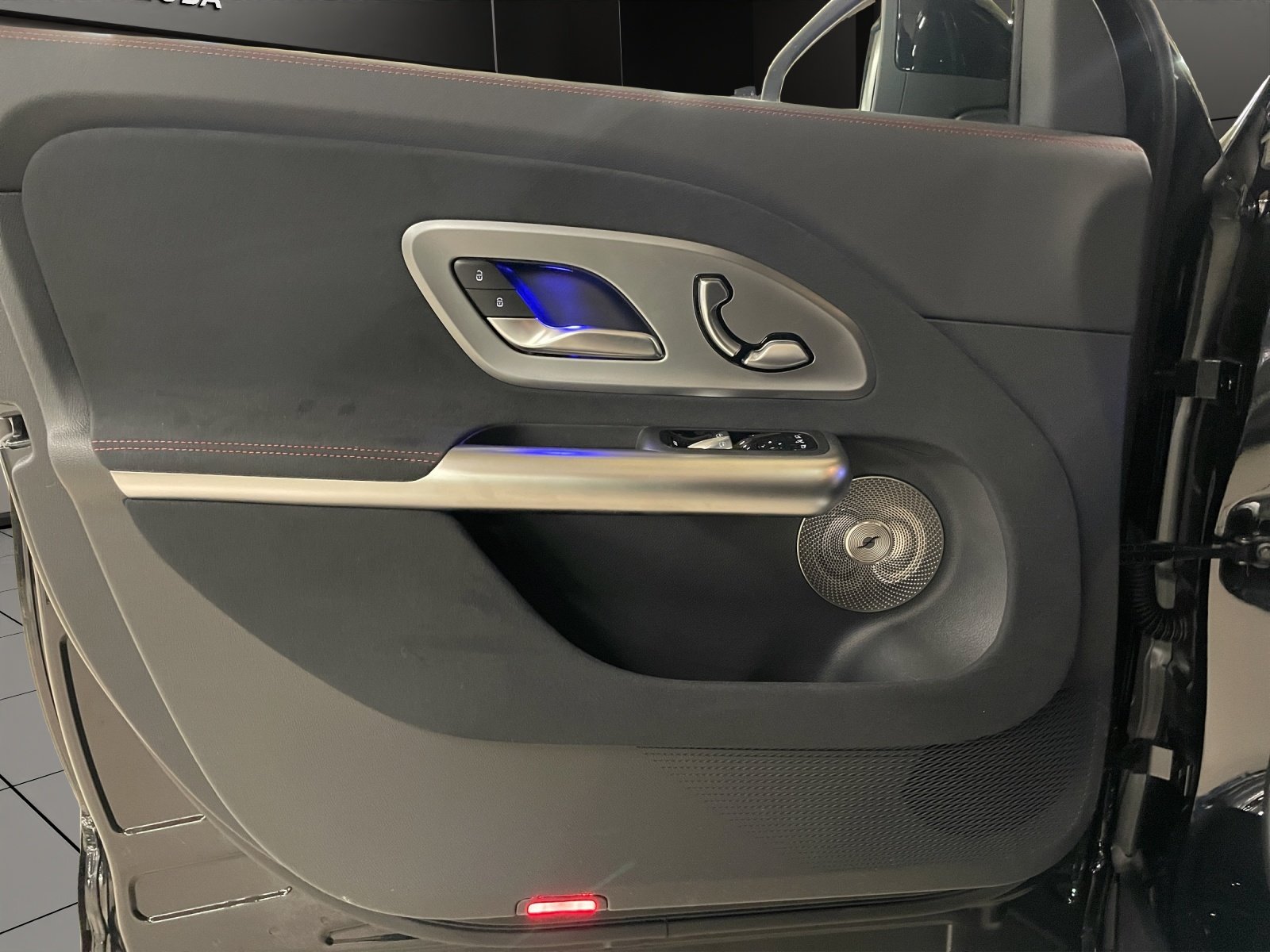 MERCEDES-BENZ GLB 350 4Matic with EQ Technology, Électrique, Voiture nouvelle, Automatique - 7