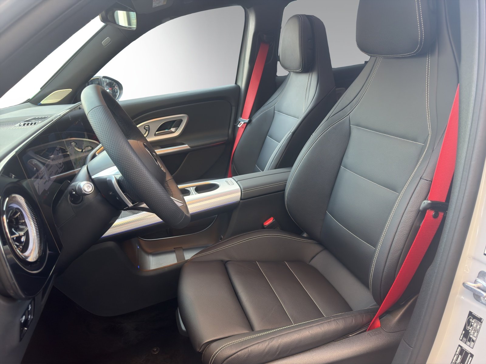 MERCEDES-BENZ NEW GLB 350 4M EQ, Électrique, Voiture de démonstration, Automatique - 5