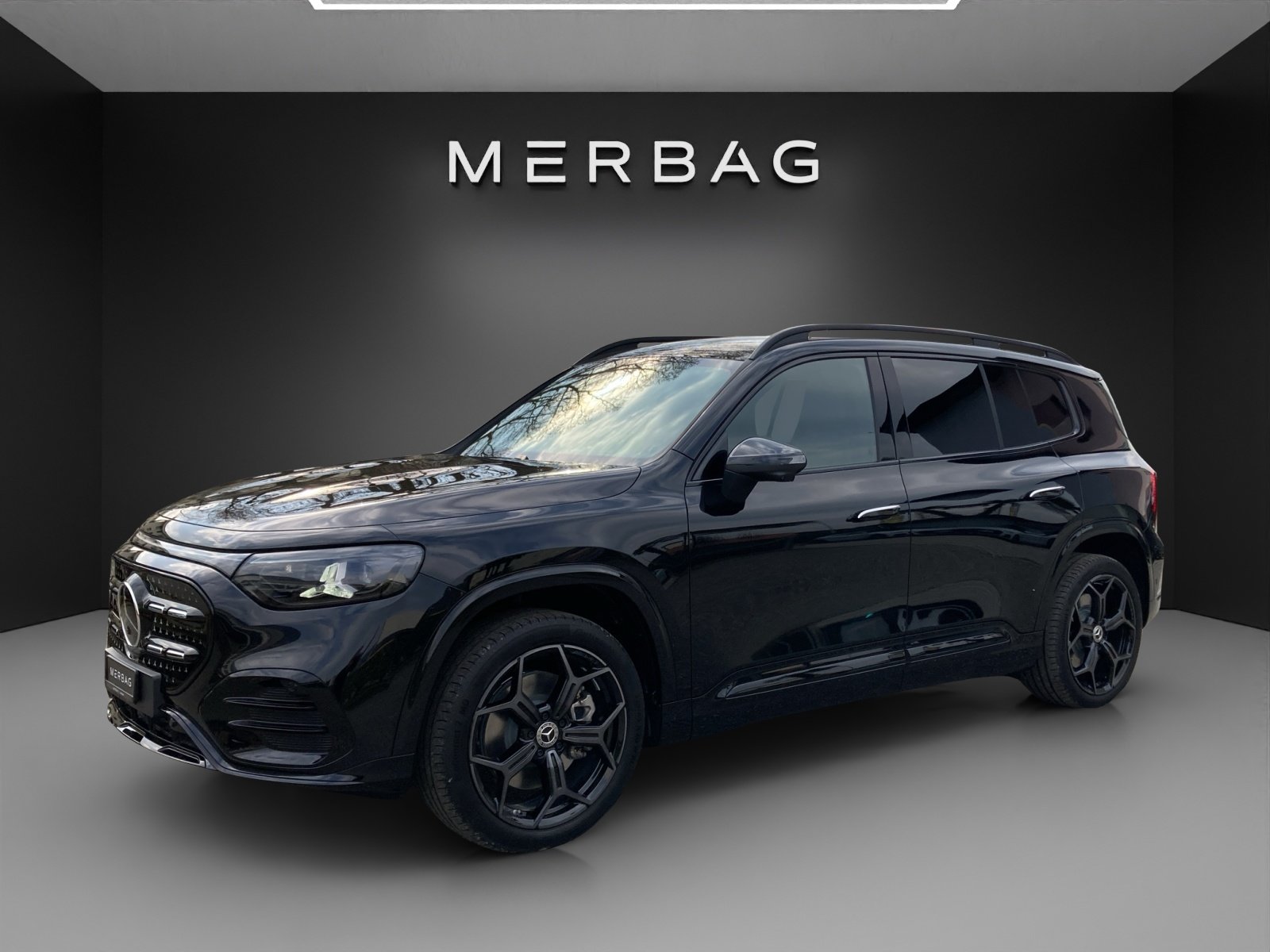 MERCEDES-BENZ GLB 350 4MATIC with EQ Technology