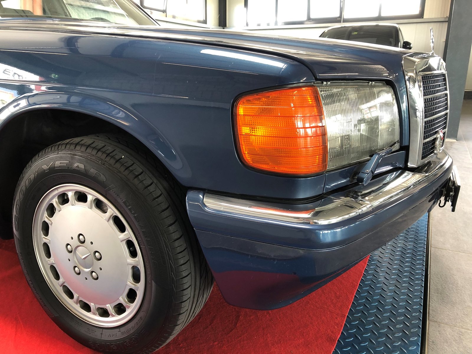 MERCEDES-BENZ 420 SEL, Essence, Occasion / Utilisé, Automatique - 2