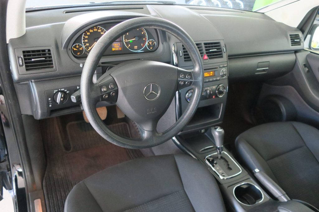 MERCEDES-BENZ A 150 Automat 7-Gang frisch ab MFK, Benzina, Occasioni / Usate, Automatico - 4
