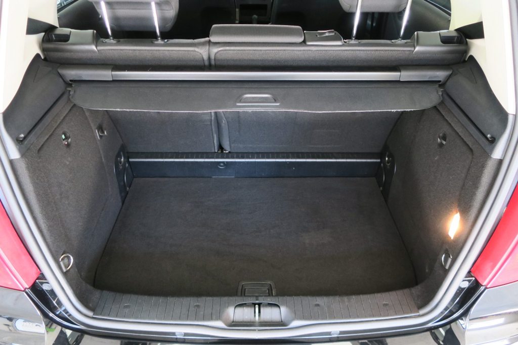 MERCEDES-BENZ A 150 Automat 7-Gang frisch ab MFK, Benzina, Occasioni / Usate, Automatico - 7