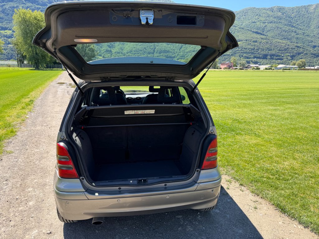 MERCEDES-BENZ A 160 A 190 Avantgarde, Essence, Occasion / Utilisé, Manuelle - 3