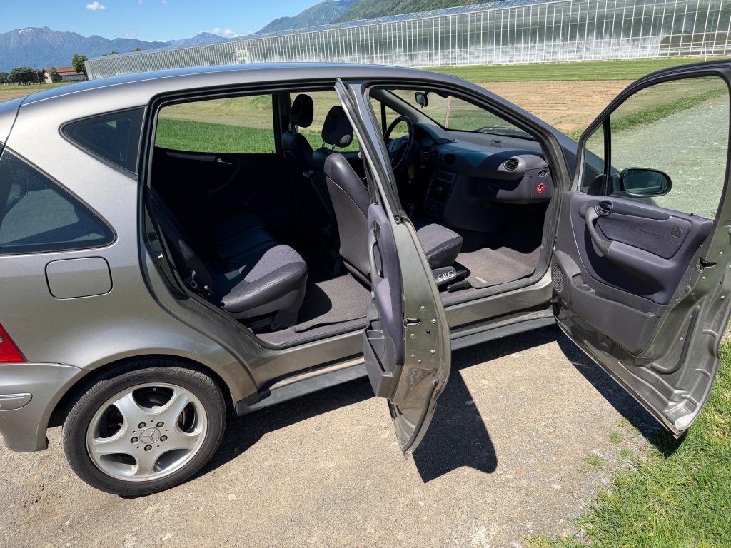 MERCEDES-BENZ A 160 A 190 Avantgarde, Essence, Occasion / Utilisé, Manuelle - 4