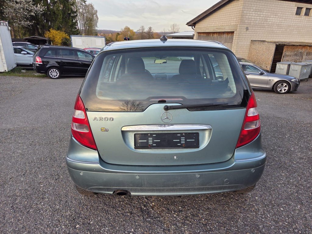 MERCEDES-BENZ A 160 A 200 Classic, Petrol, Second hand / Used, Automatic - 4