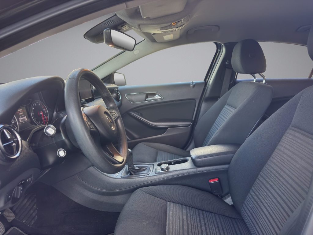 MERCEDES-BENZ A 160 Urban, Benzin, Occasion / Gebraucht, Handschaltung - 7