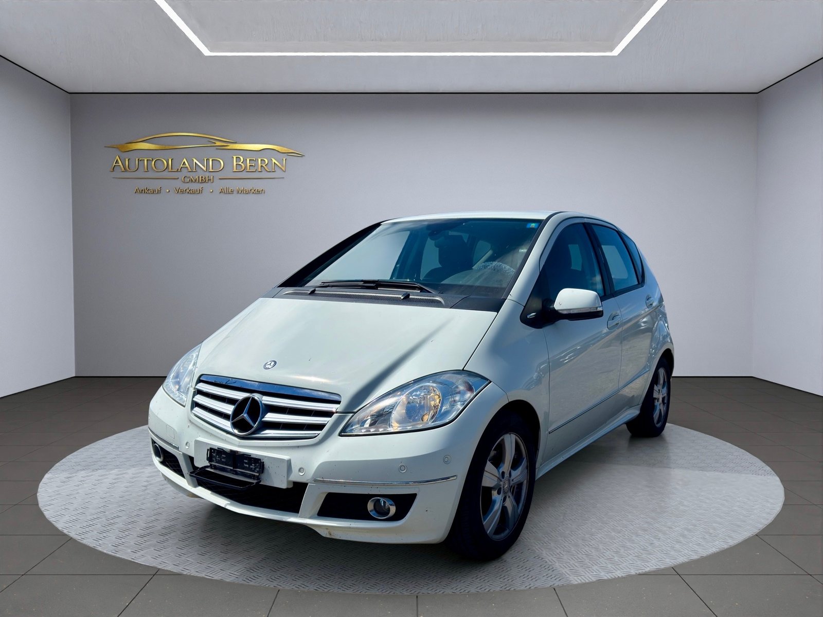 MERCEDES-BENZ A 160 (150) Avantgarde Autotronic, Benzin, Occasion / Gebraucht, Automatik - 2