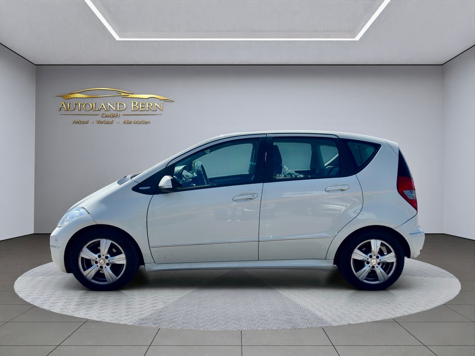 MERCEDES-BENZ A 160 (150) Avantgarde Autotronic, Benzin, Occasion / Gebraucht, Automatik - 4