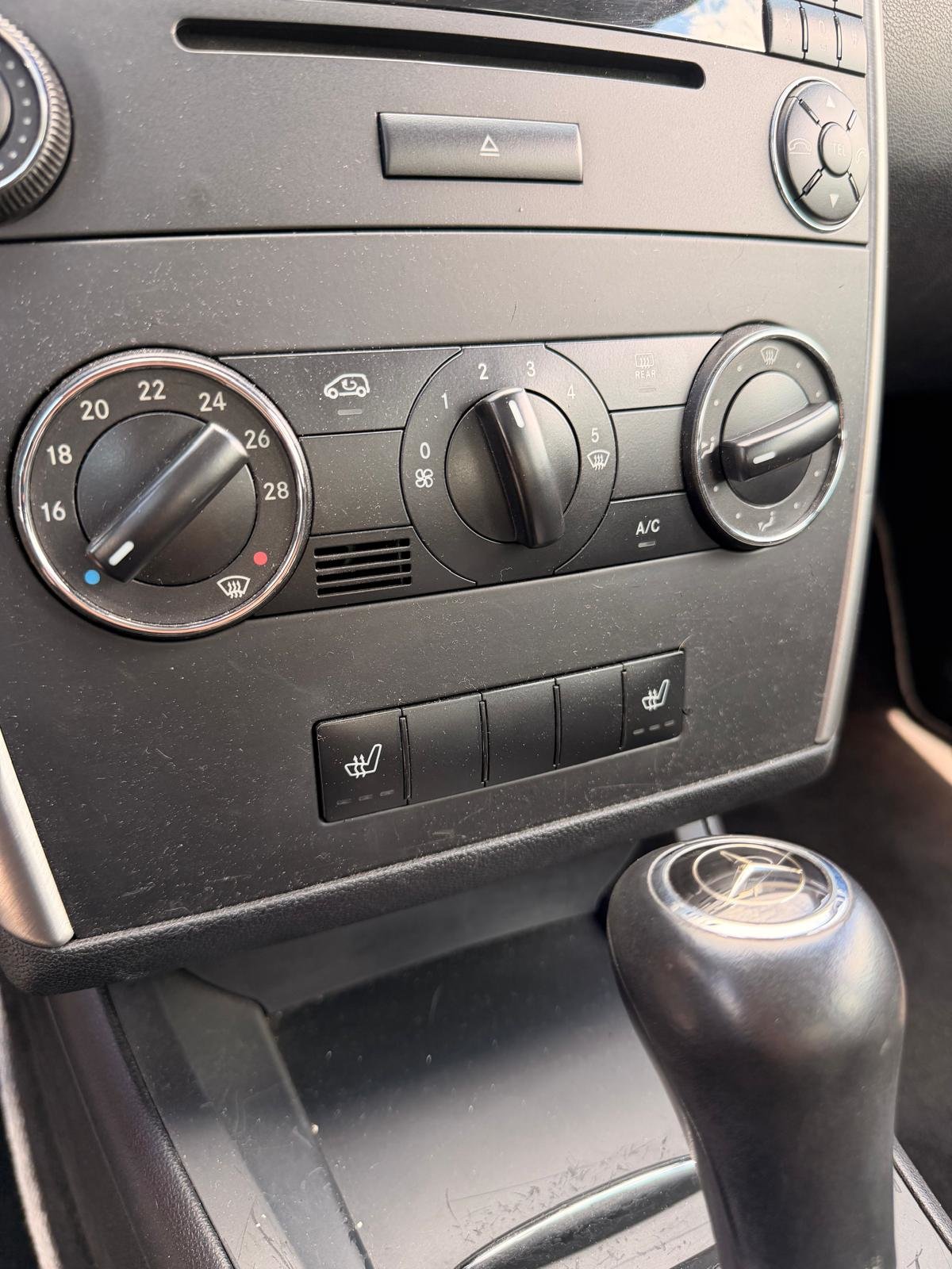 MERCEDES-BENZ A 170 Classic PolarStar, Essence, Occasion / Utilisé, Automatique - 7