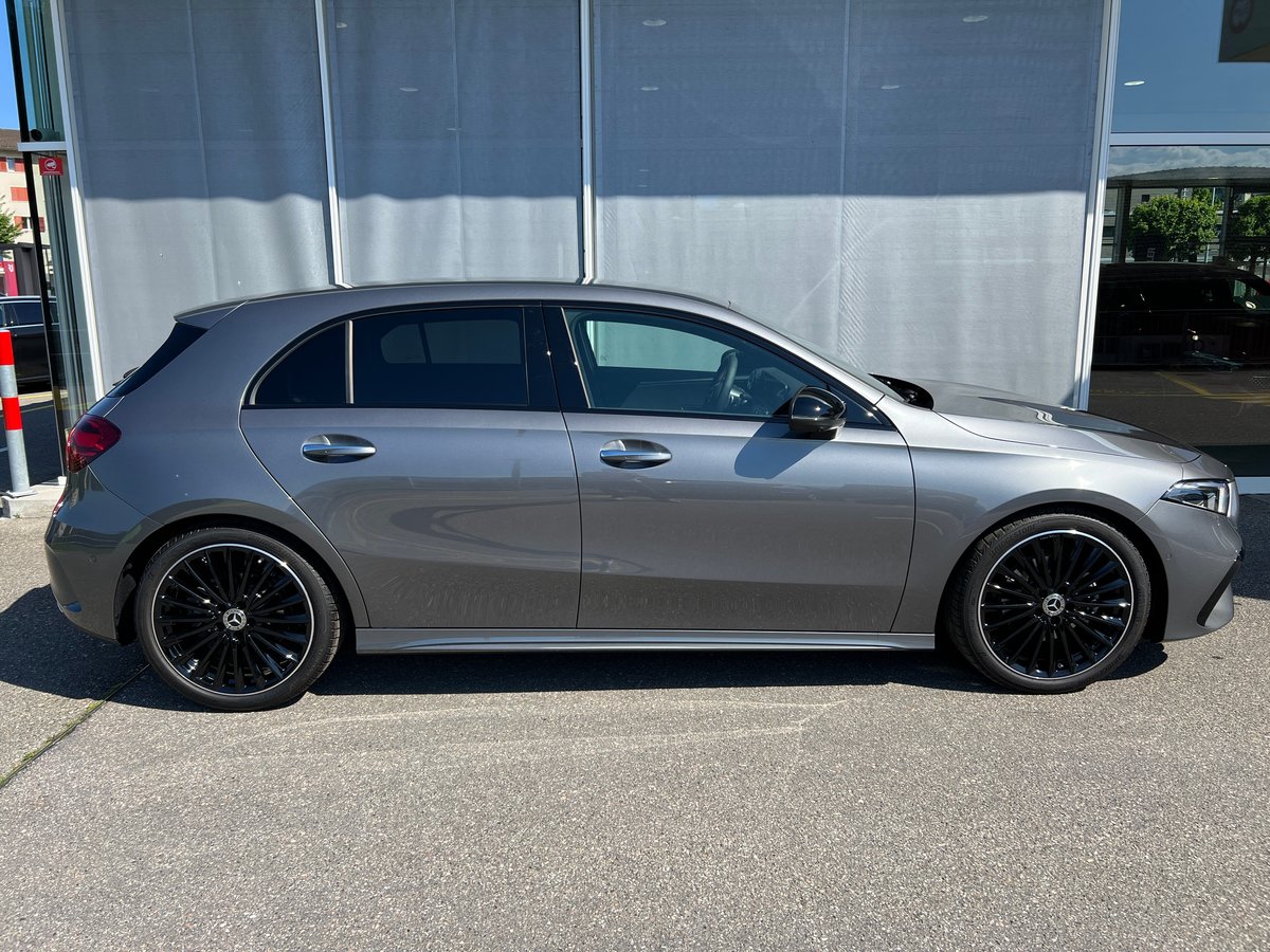 MERCEDES-BENZ A 180 7G-DCT, Hybride Leggero Benzina/Elettrica, Auto nuove, Automatico - 4