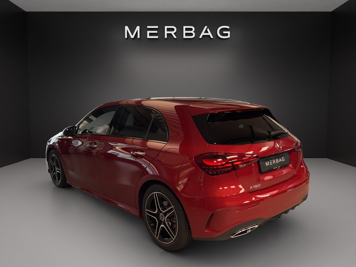 MERCEDES-BENZ A 180 Night Star 7G-DCT, Hybride Leggero Benzina/Elettrica, Auto nuove, Automatico - 4