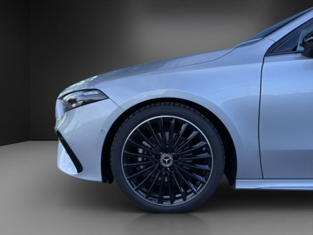 MERCEDES-BENZ A 180 d 8G-DCT, Diesel, Auto nuove, Automatico - 6