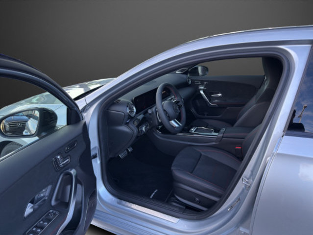 MERCEDES-BENZ A 180 d 8G-DCT, Diesel, Auto nuove, Automatico - 7