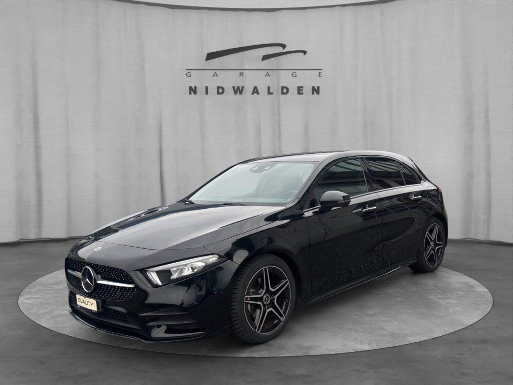 MERCEDES-BENZ A 180 AMG Line