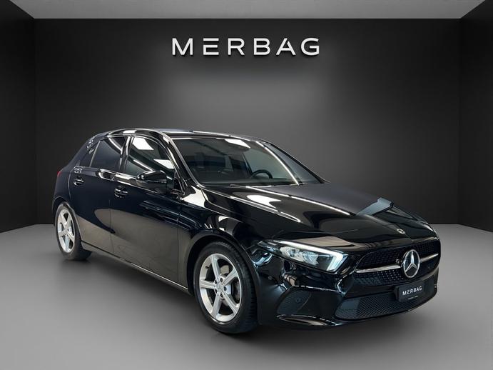 MERCEDES-BENZ A 180 Night Star AMG Line, Benzin, Occasion / Gebraucht, Handschaltung