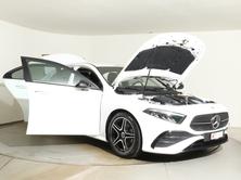 MERCEDES-BENZ A 180 AMG Line 7G-DCT Night, Mild-Hybrid Petrol/Electric, Second hand / Used, Automatic - 7