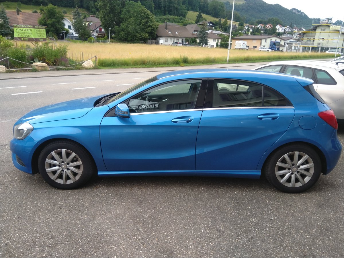 MERCEDES-BENZ A 180 Style 7G-DCT, Essence, Occasion / Utilisé, Automatique - 3