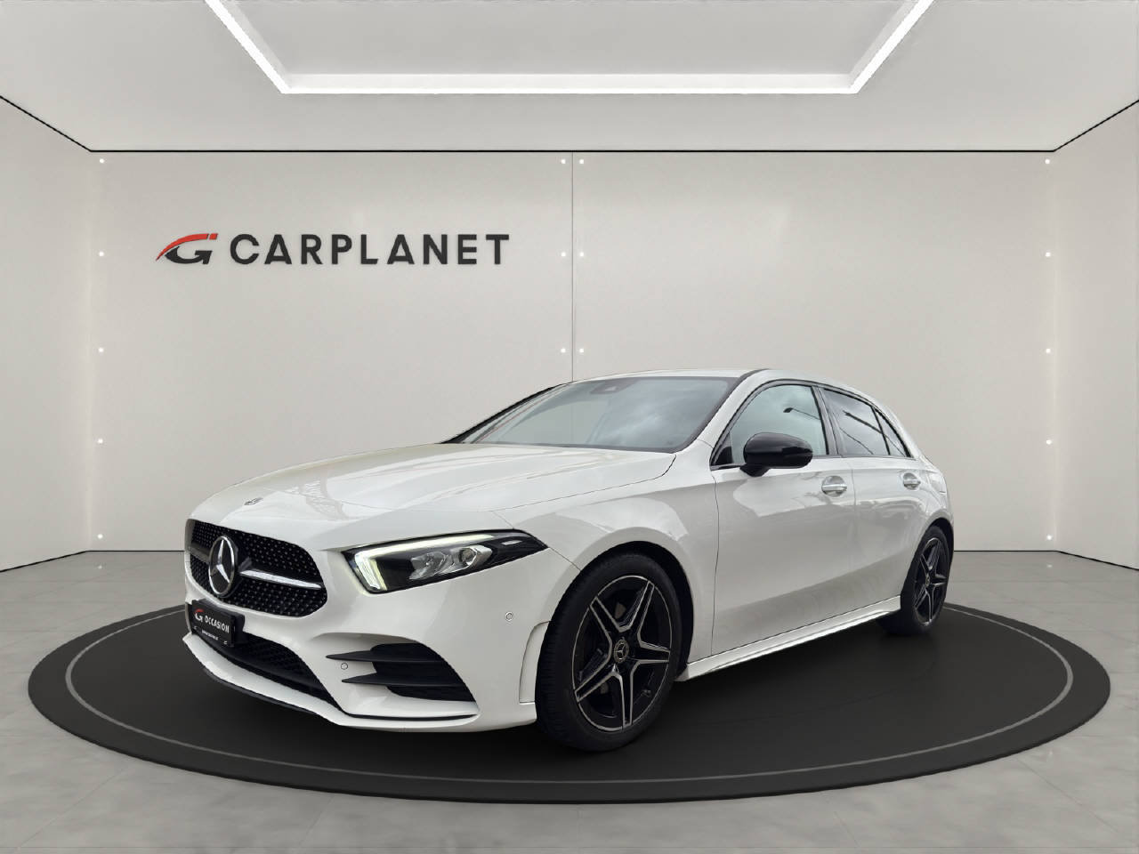MERCEDES-BENZ A 180 AMG Line