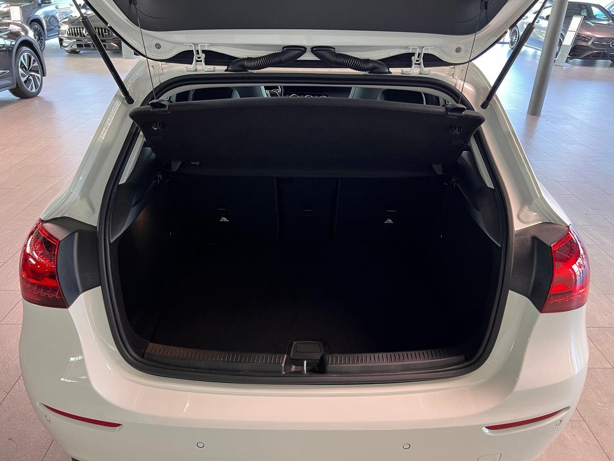 MERCEDES-BENZ A 180 Progressive 7G-DCT, Essence, Occasion / Utilisé, Automatique - 7