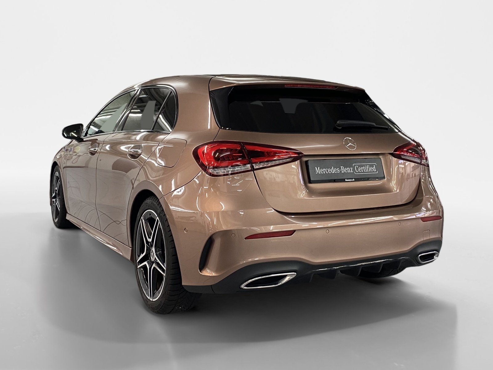 MERCEDES-BENZ A 180 Night Star AMG Line, Benzin, Occasion / Gebraucht, Automatik - 4
