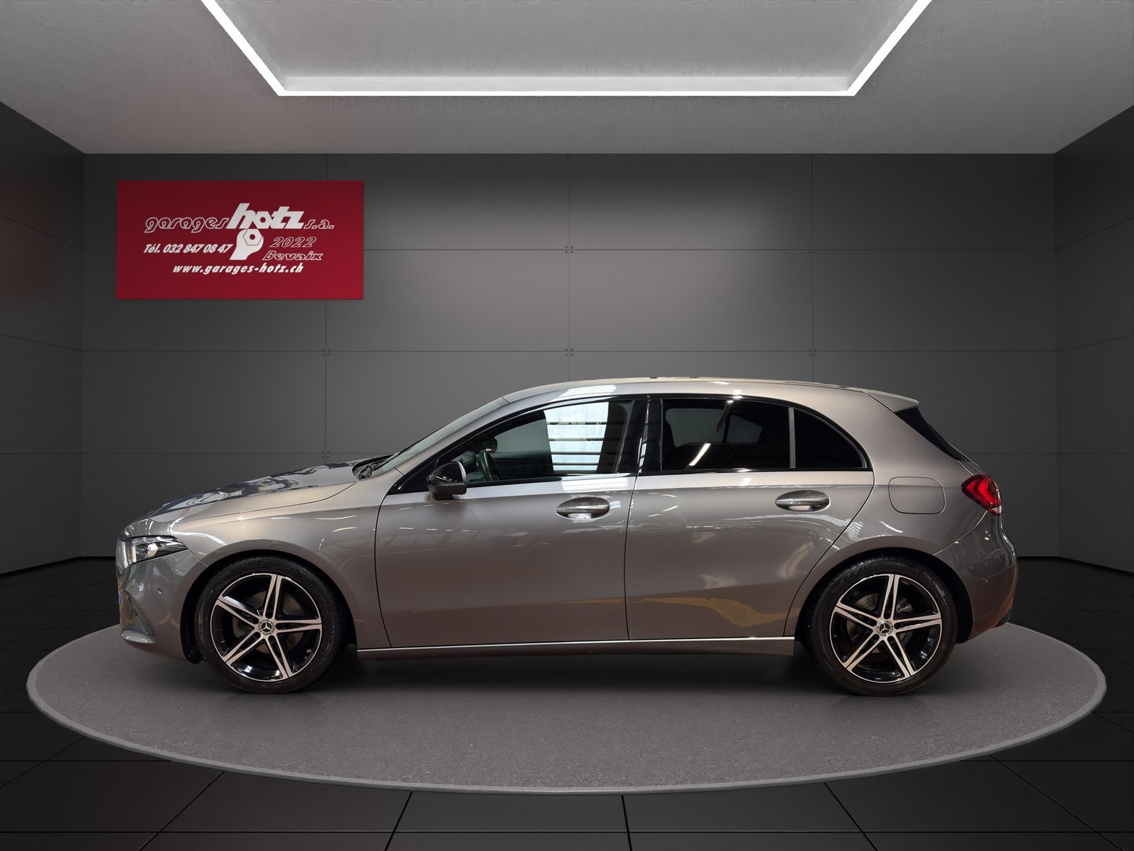 MERCEDES-BENZ A 180 Progressive, Benzin, Occasion / Gebraucht, Handschaltung - 2