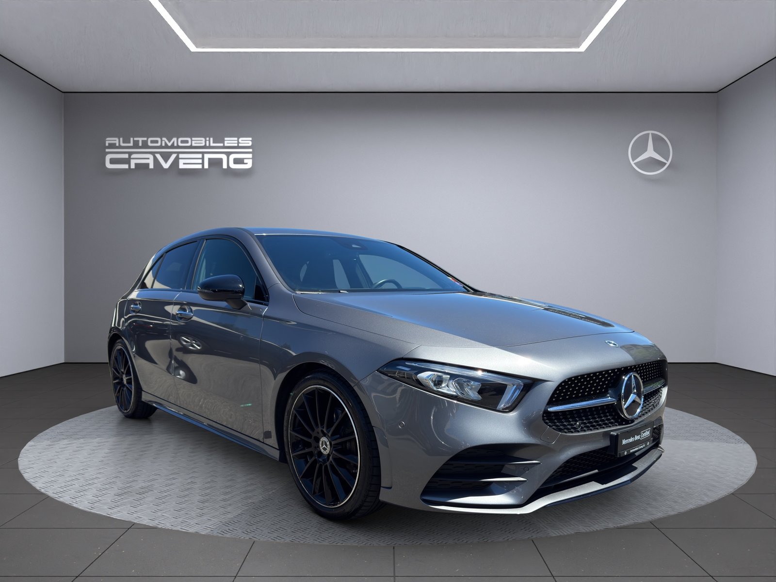 MERCEDES-BENZ A 180 Night Star AMG Line 7G-DCT, Benzin, Occasion / Gebraucht, Automat - 7