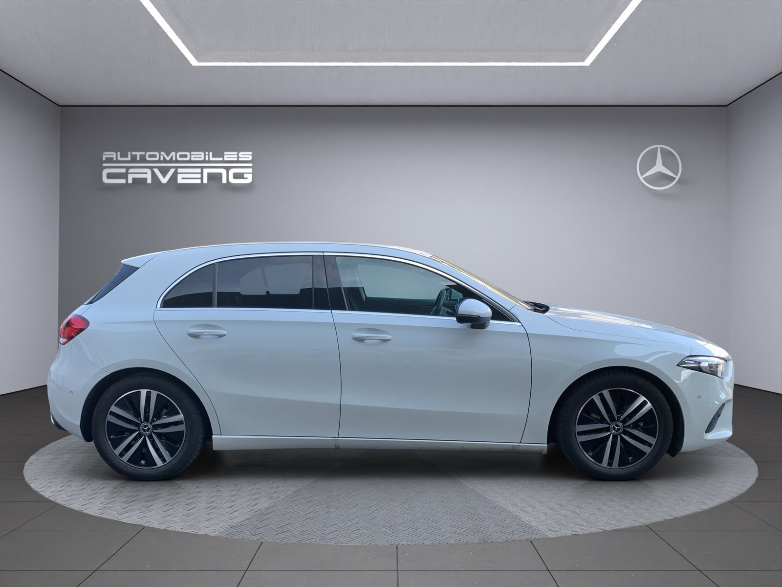 MERCEDES-BENZ A 180 Progressive 7G-DCT, Benzin, Occasion / Gebraucht, Automatik - 6