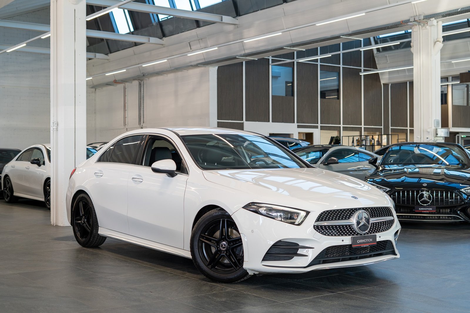 MERCEDES-BENZ A 180 AMG Line Limousine, Benzin, Occasion / Gebraucht, Automatik - 3