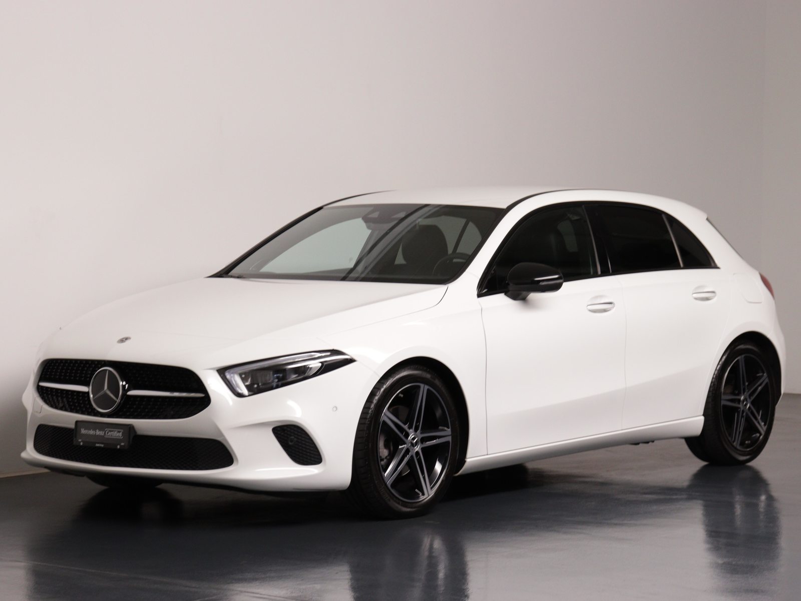 MERCEDES-BENZ A 180 Night Star