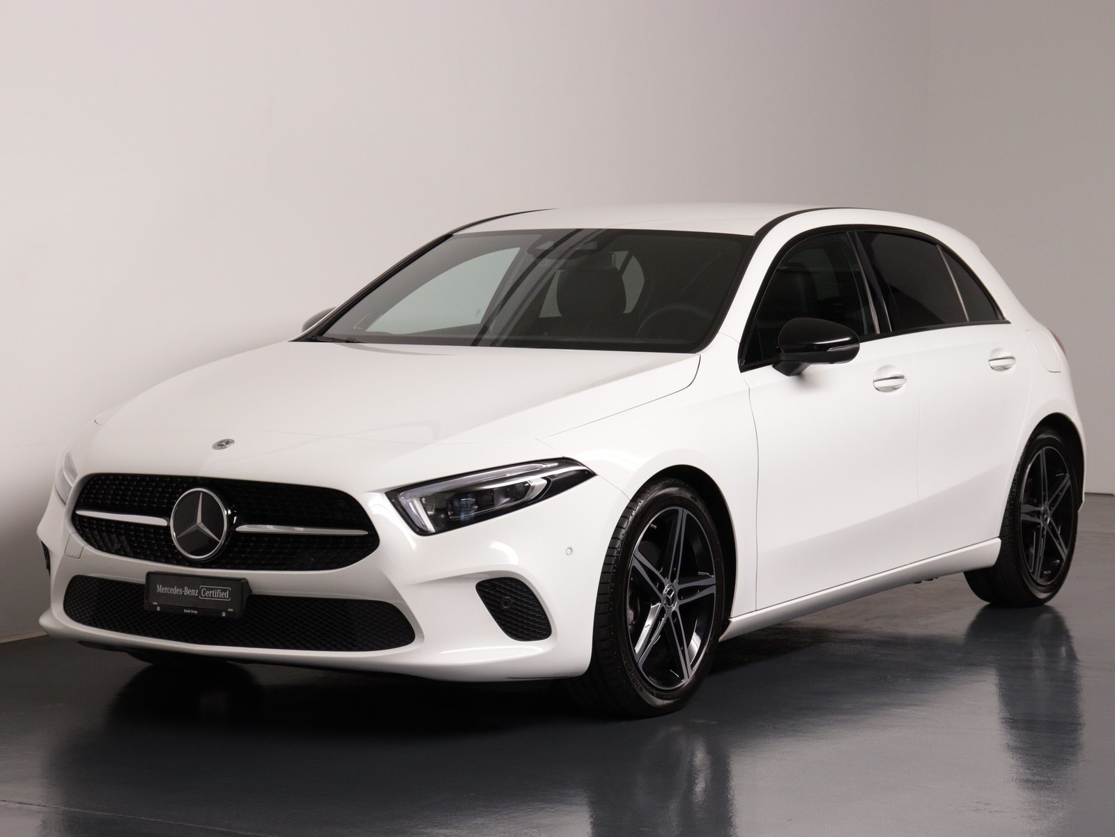 MERCEDES-BENZ A 180 Night Star, Benzin, Occasion / Gebraucht, Automatik - 2