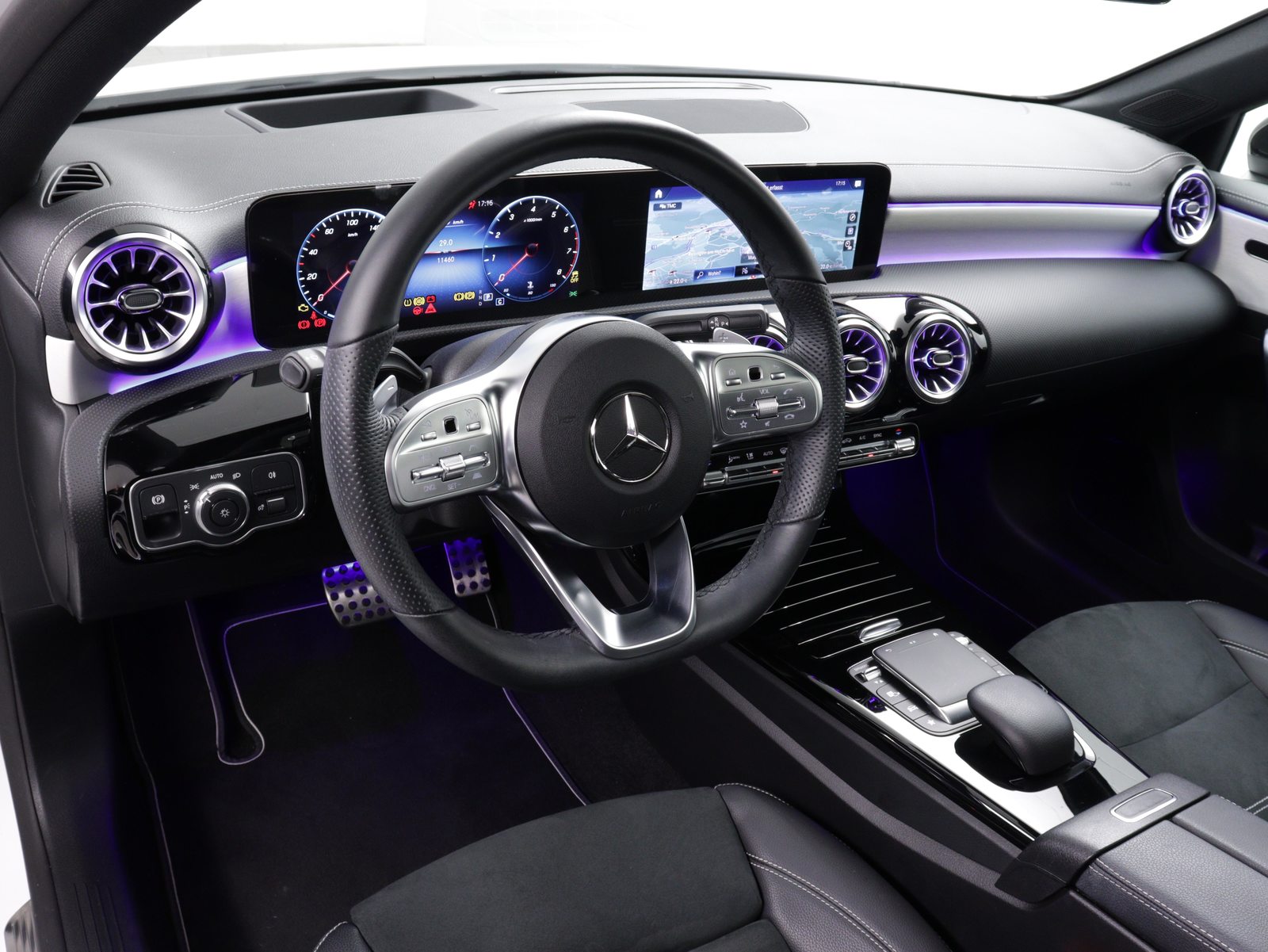 MERCEDES-BENZ A 180 Night Star AMG Line, Benzin, Occasion / Gebraucht, Automatik - 6