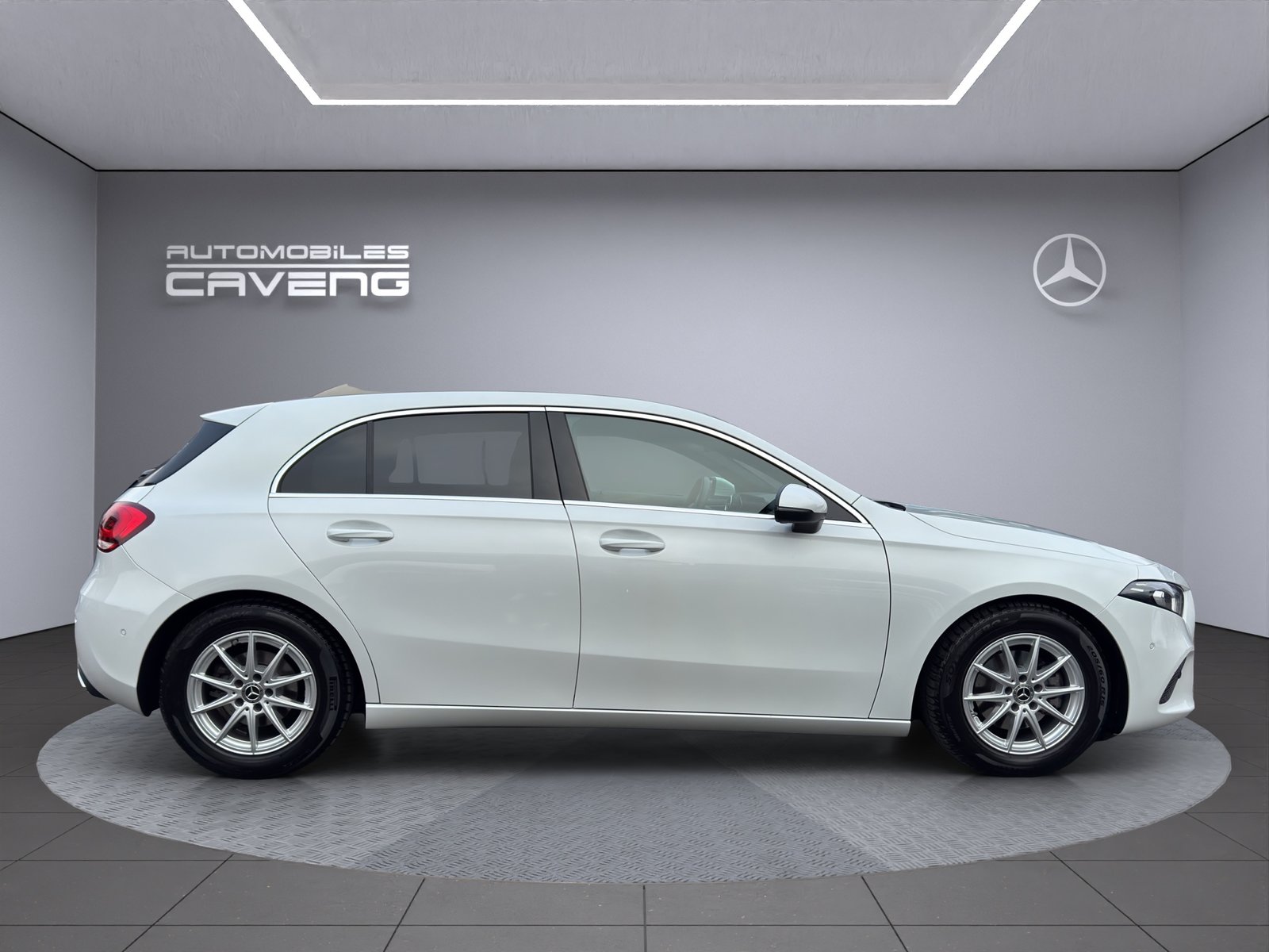 MERCEDES-BENZ A 180 Progressive 7G-DCT, Benzin, Occasion / Gebraucht, Automatik - 6