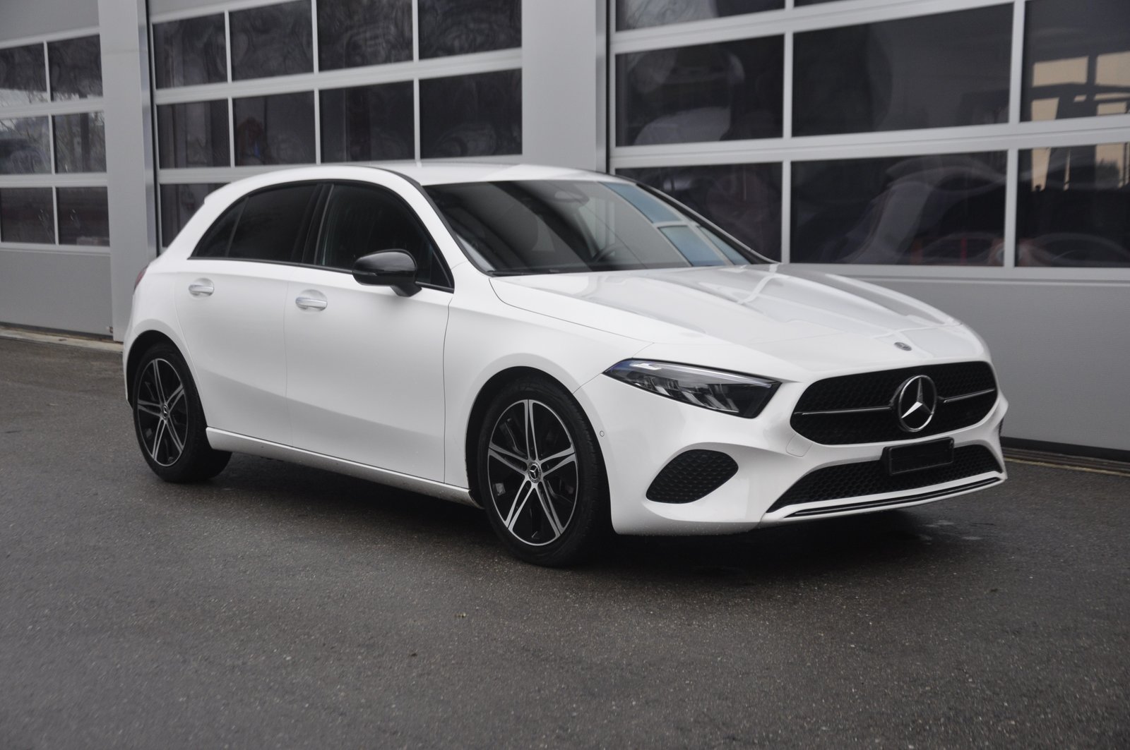 MERCEDES-BENZ A 180 7G-DCT Night Star
