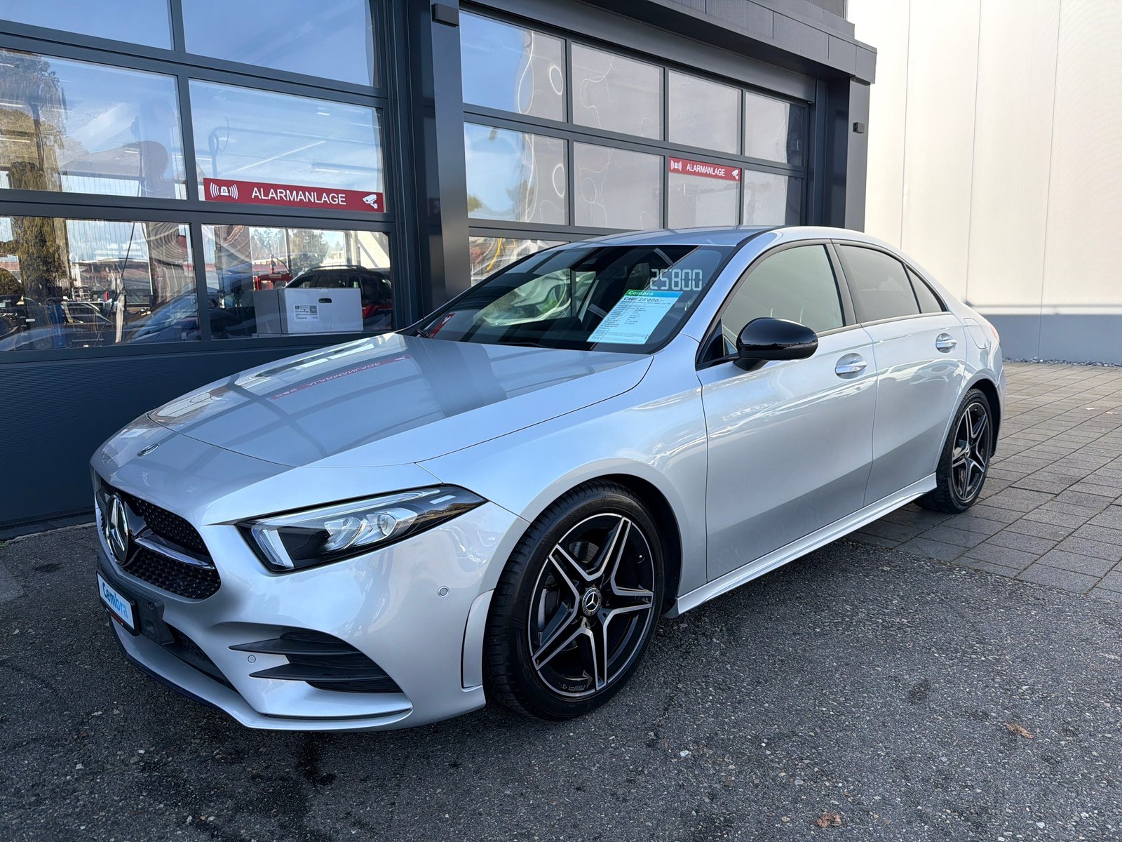 MERCEDES-BENZ A 180 d AMG Line 7G-DCT
