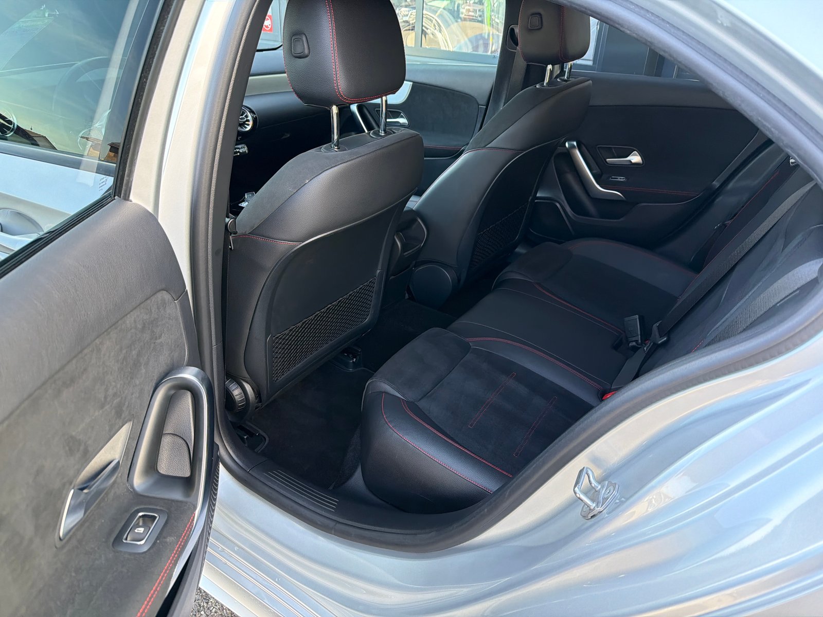 MERCEDES-BENZ A 180 d AMG Line 7G-DCT, Diesel, Occasion / Utilisé, Automatique - 7