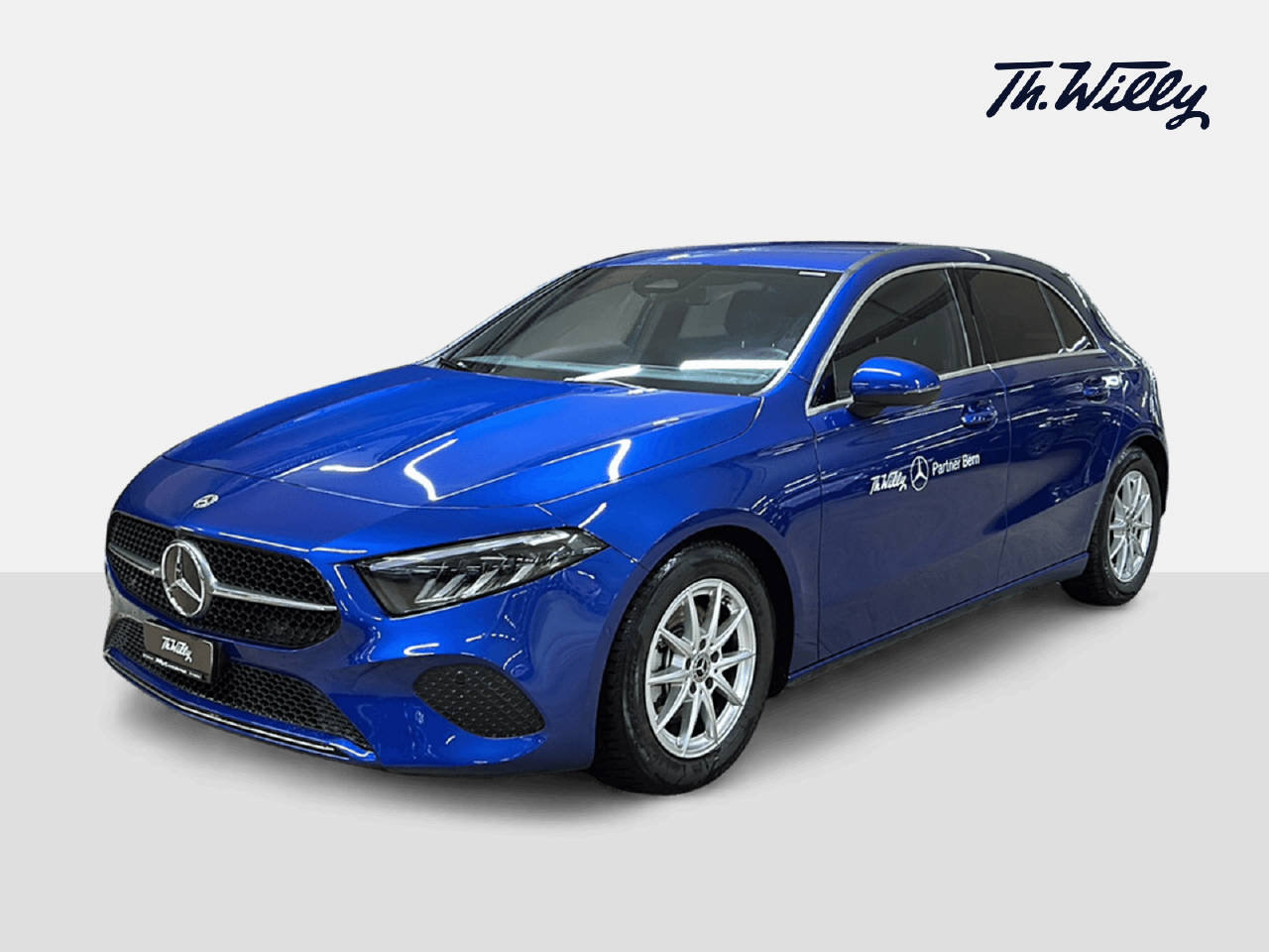 MERCEDES-BENZ A 180 Progressive