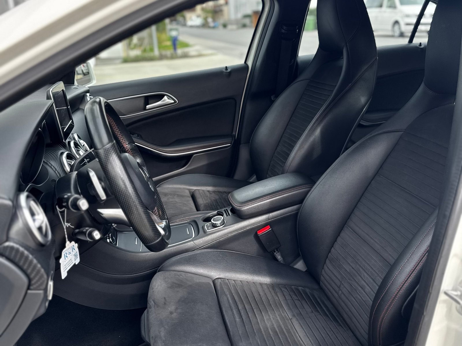 MERCEDES-BENZ A 180 AMG Line 7G-DCT, Benzina, Occasioni / Usate, Automatico - 7