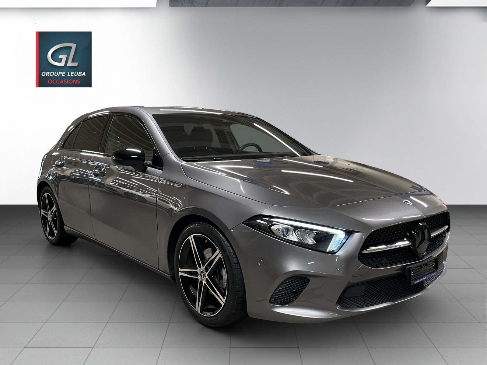 MERCEDES-BENZ A 180 Night Star