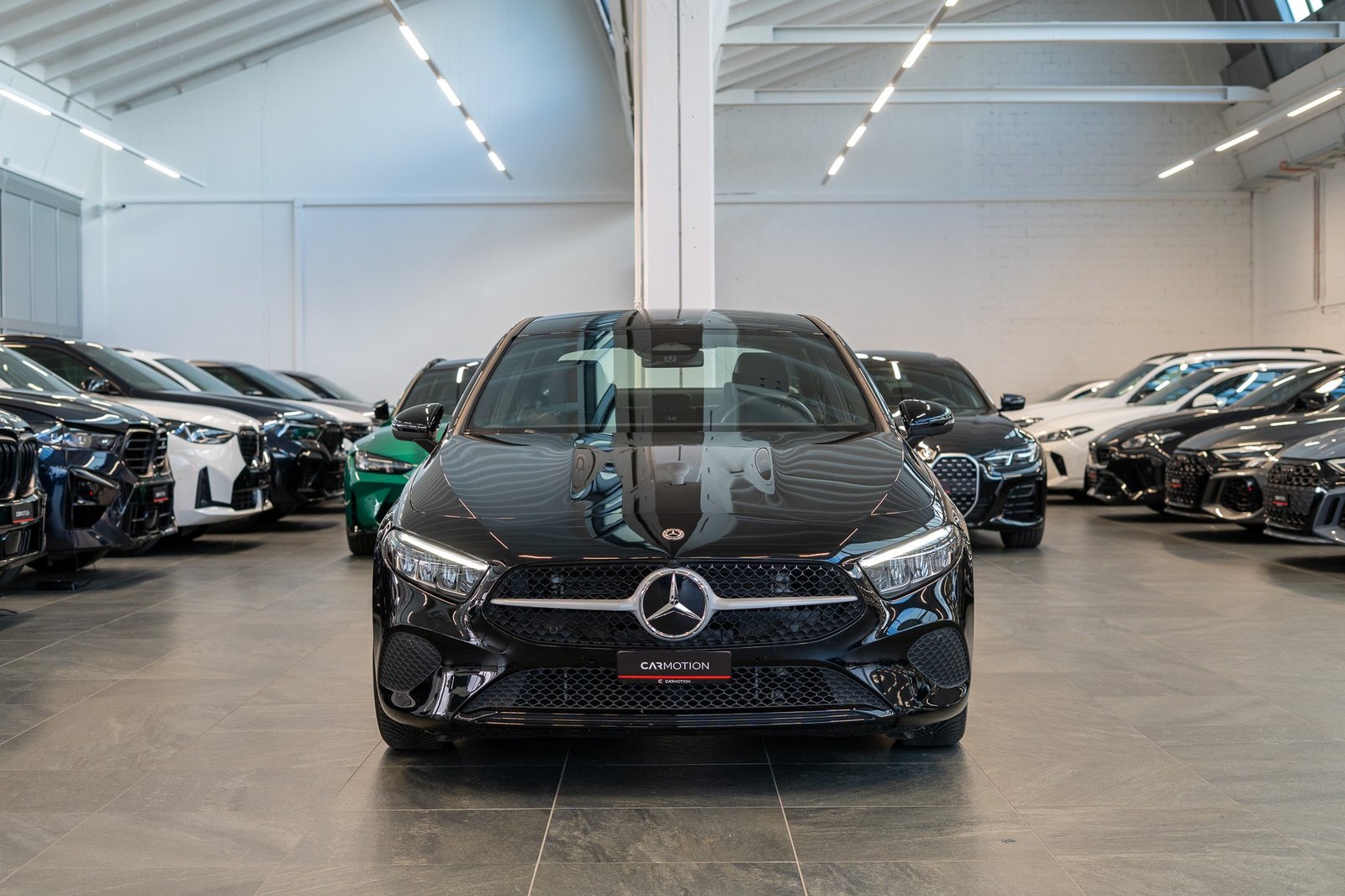 MERCEDES-BENZ A 180 Progressive Limousine / Facelift / Rück, Benzin, Occasion / Gebraucht, Automatik - 2