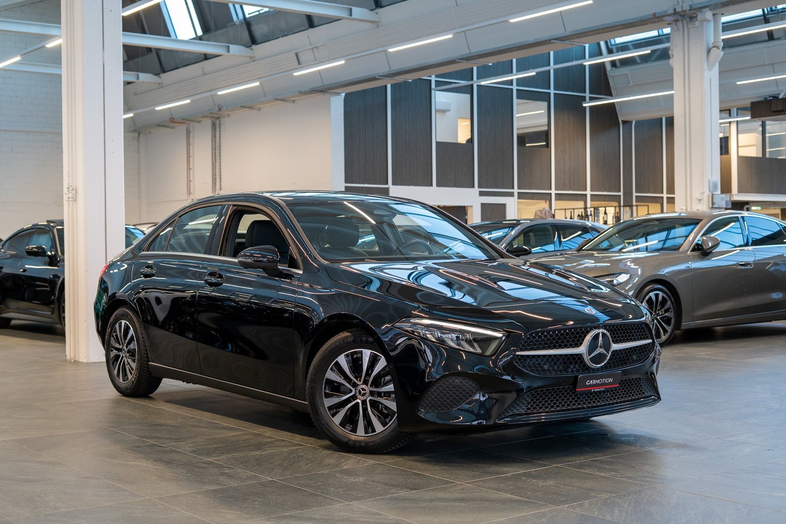MERCEDES-BENZ A 180 Progressive Limousine / Facelift / Rück, Benzin, Occasion / Gebraucht, Automatik - 3