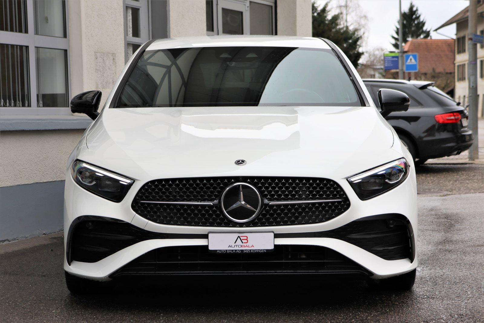 MERCEDES-BENZ A 180 Night Star AMG Line 7G-DCT, Benzina, Occasioni / Usate, Automatico - 2