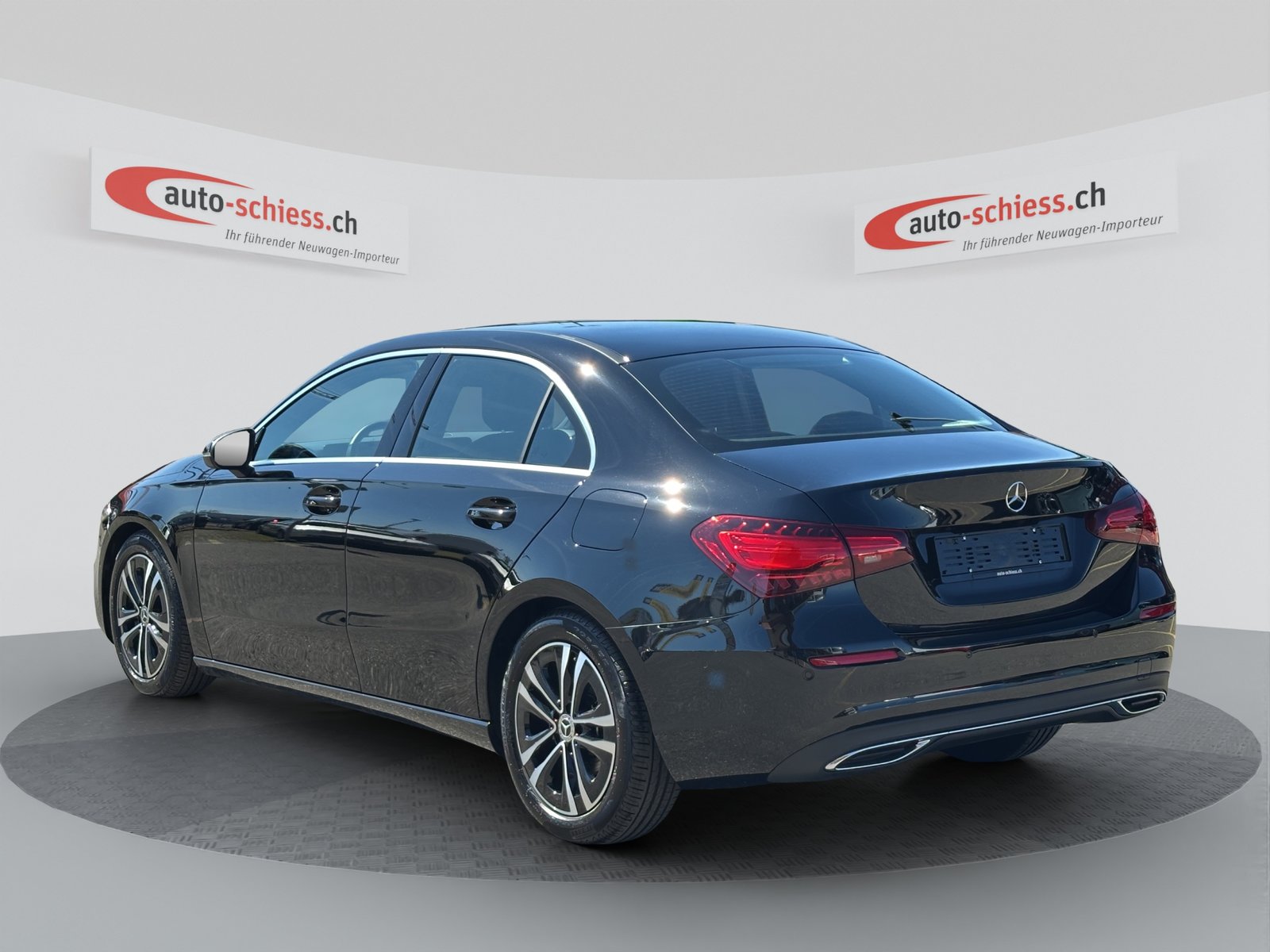 MERCEDES-BENZ A 180 7G-DCT Progressive, Mild-Hybrid Benzin/Elektro, Occasion / Gebraucht, Automatik - 3
