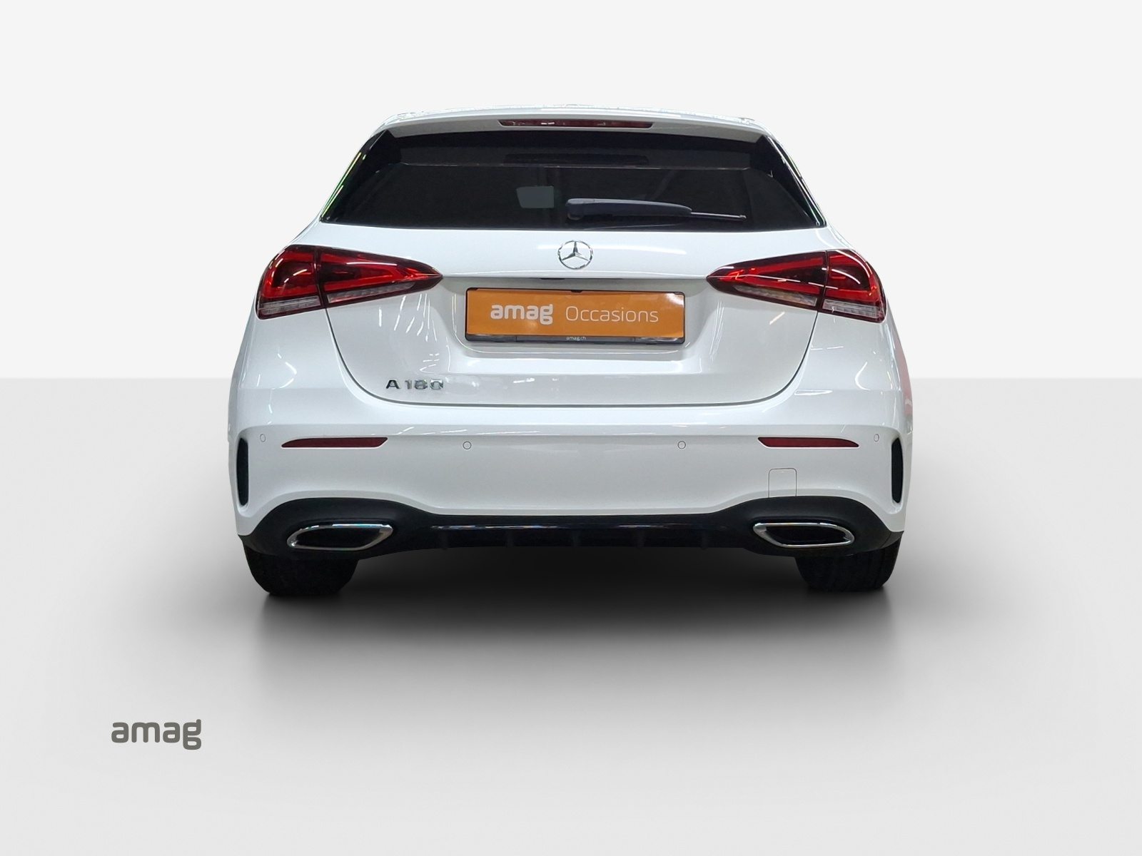 MERCEDES-BENZ A 180 Night Star AMG Line, Benzin, Occasion / Gebraucht, Automatik - 4