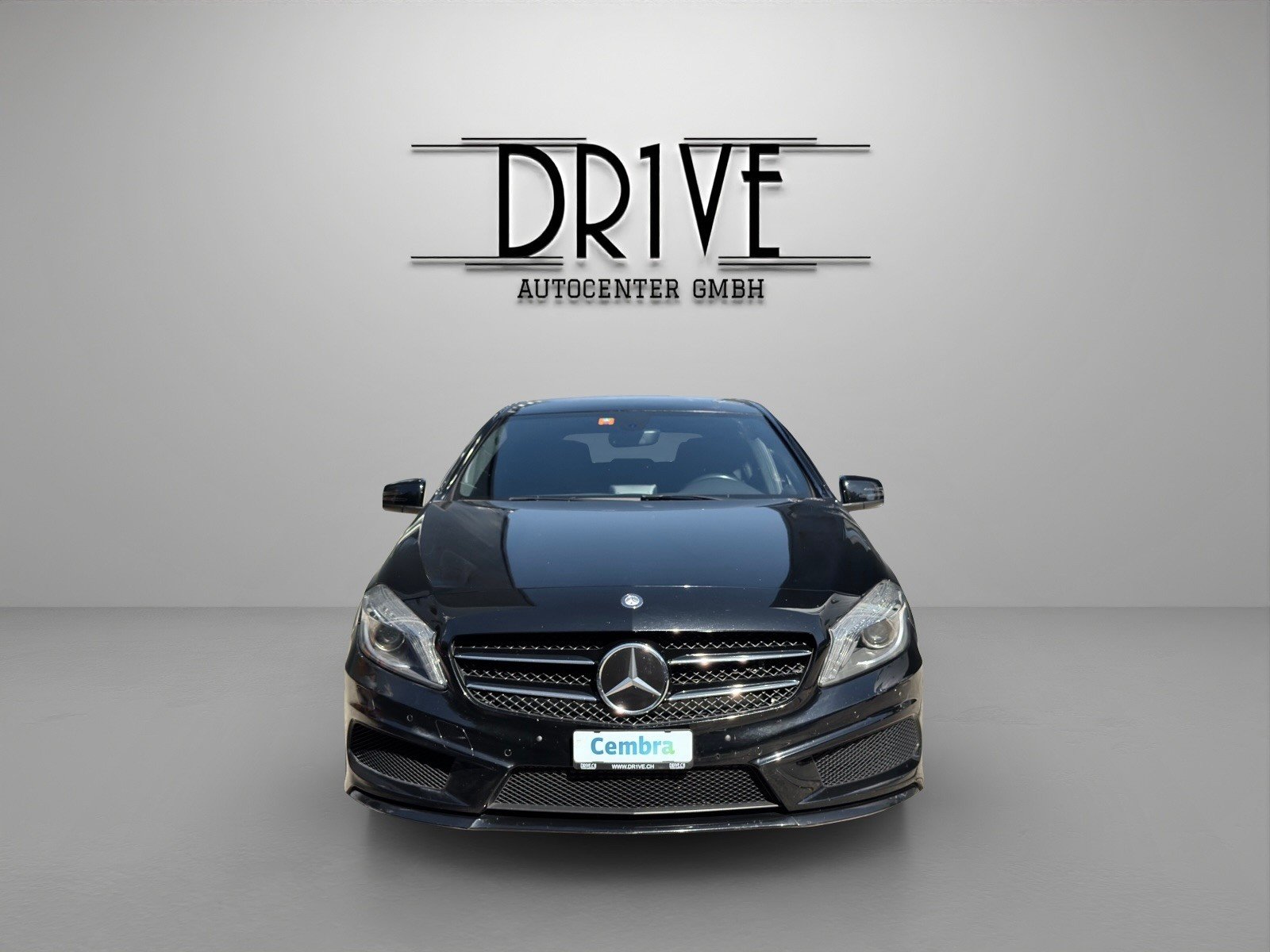 MERCEDES-BENZ A 180 AMG Line 7G-DCT, Benzin, Occasion / Gebraucht, Automatik - 2